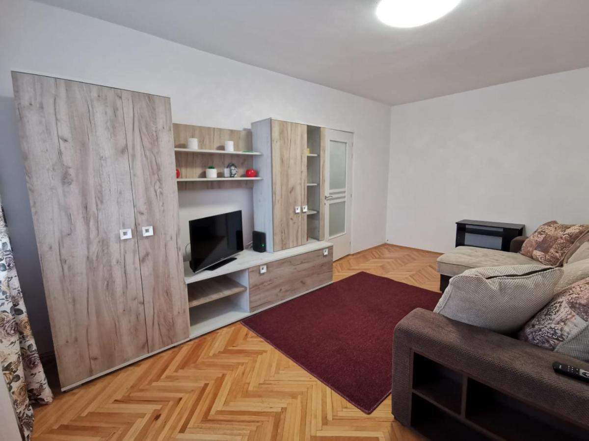 Apartament Carla-Maria Deva Exterior foto